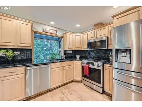 14240 S Canyon Ridge Drive Oregon City OR 97045