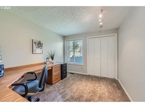 14240 S Canyon Ridge Drive Oregon City OR 97045