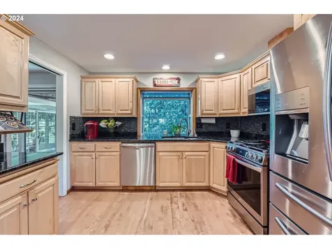 14240 S Canyon Ridge Drive Oregon City OR 97045