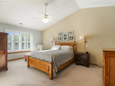 11582 SE Idyllwild Court Clackamas OR 97015