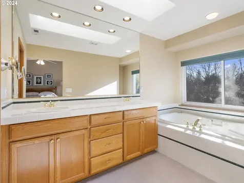 11582 SE Idyllwild Court Clackamas OR 97015