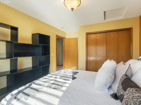 11582 SE Idyllwild Court Clackamas OR 97015