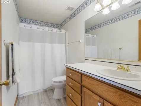 11582 SE Idyllwild Court Clackamas OR 97015