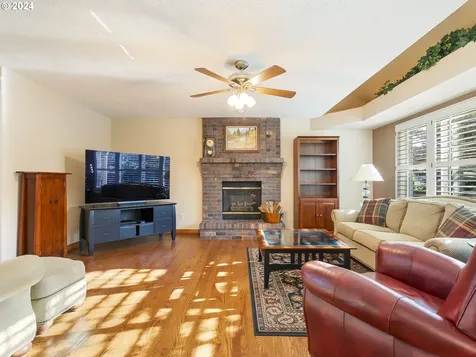 11582 SE Idyllwild Court Clackamas OR 97015