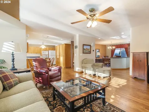 11582 SE Idyllwild Court Clackamas OR 97015