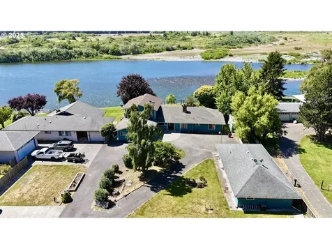 95622 N Bank Rogue River Road Gold Beach OR 97444