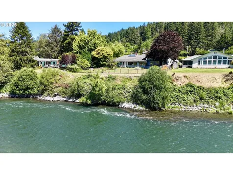 95622 N Bank Rogue River Road Gold Beach OR 97444