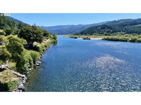 95622 N Bank Rogue River Road Gold Beach OR 97444