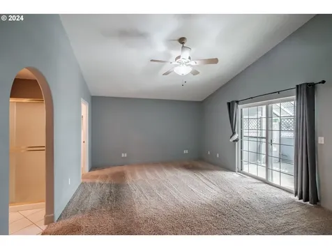 548 Se Ironwood Court Dallas OR 97338