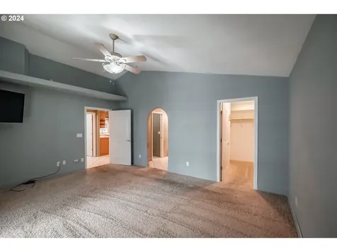548 Se Ironwood Court Dallas OR 97338