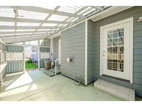 548 Se Ironwood Court Dallas OR 97338