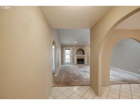 548 Se Ironwood Court Dallas OR 97338