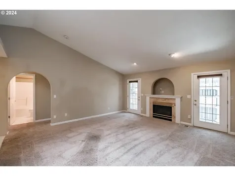 548 Se Ironwood Court Dallas OR 97338