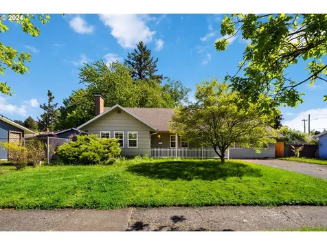 9626 SE Lincoln Street Portland OR 97216