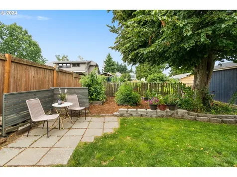 8421 N Bayard Avenue Portland OR 97217
