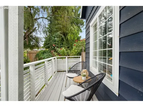 8421 N Bayard Avenue Portland OR 97217