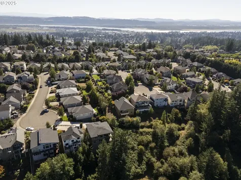 3273 39th Court Washougal WA 98671