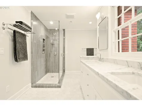 3131 Westview Court Lake Oswego OR 97034