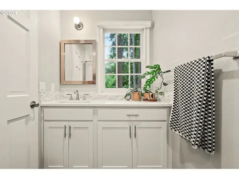 3131 Westview Court Lake Oswego OR 97034