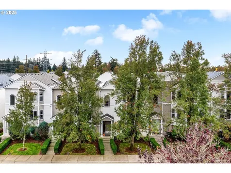 16525 NE 20th Street Vancouver WA 98684
