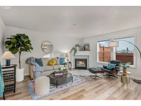 16525 NE 20th Street Vancouver WA 98684