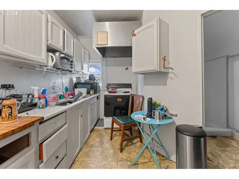 4824 SE 65th Avenue Portland OR 97206