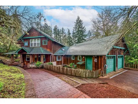 1815 Suncatcher Way Eugene OR 97405