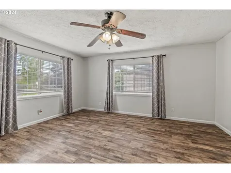 440 27th Avenue Longview WA 98632