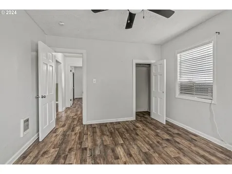440 27th Avenue Longview WA 98632