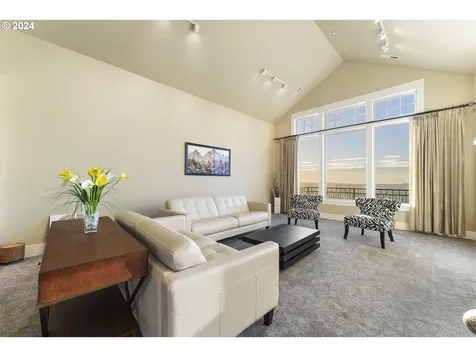 9427 SE Scotts Ridge Court Happy Valley OR 97086