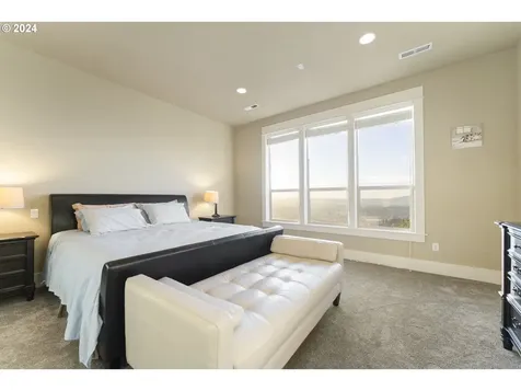 9427 SE Scotts Ridge Court Happy Valley OR 97086