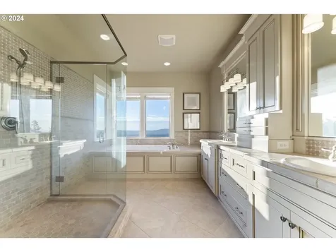 9427 SE Scotts Ridge Court Happy Valley OR 97086