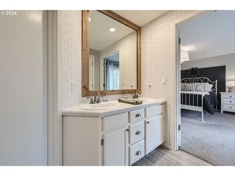 118 Sw 18th Street Troutdale OR 97060