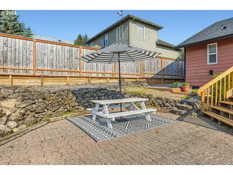 118 Sw 18th Street Troutdale OR 97060