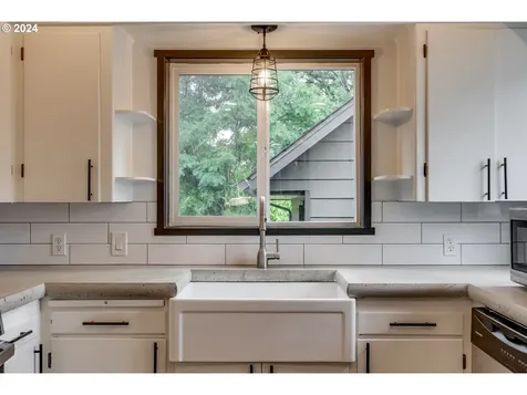 4400 Ne Valley View Lane Vancouver WA 98663