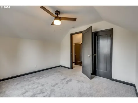 4400 Ne Valley View Lane Vancouver WA 98663