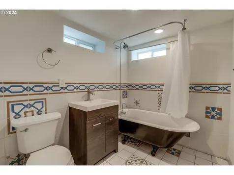 4400 Ne Valley View Lane Vancouver WA 98663