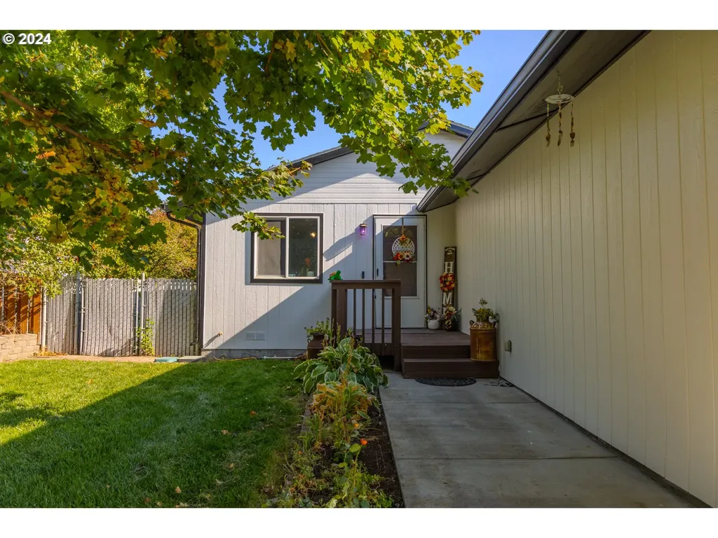 195 SE Ninth Street Irrigon OR 97844