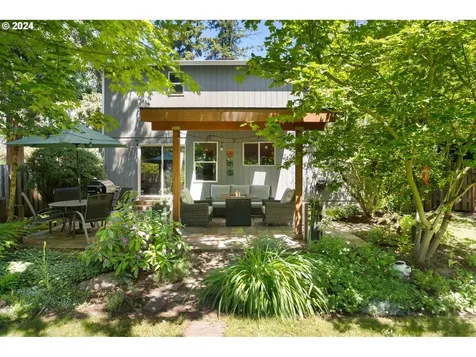 6046 Se Tenino Street Portland OR 97206