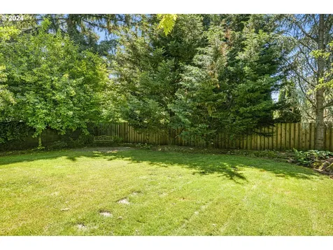 6046 Se Tenino Street Portland OR 97206