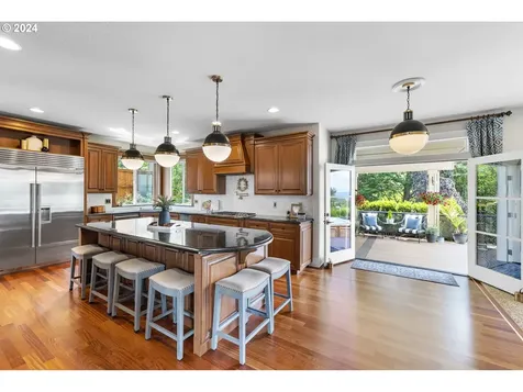 3238 Nw 23rd Avenue Camas WA 98607