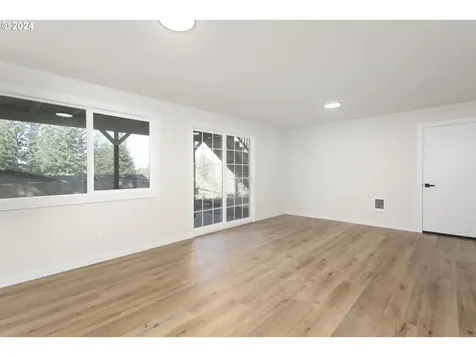 27023 Ne Bradford Road Vancouver WA 98682