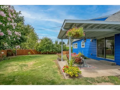 10838 SE Madison Drive Portland OR 97216