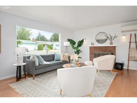 10838 SE Madison Drive Portland OR 97216