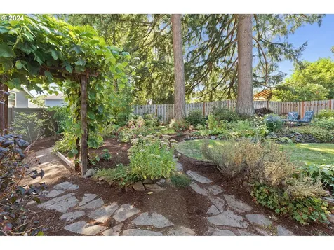 7963 Sw Barnard Drive Beaverton OR 97007