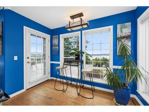 375 South Street Astoria OR 97103