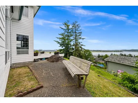 375 South Street Astoria OR 97103
