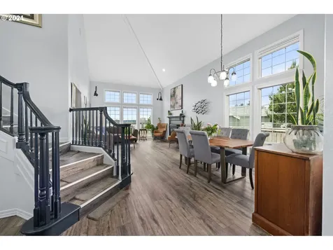375 South Street Astoria OR 97103