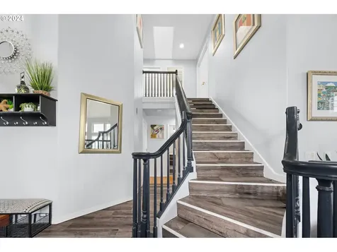 375 South Street Astoria OR 97103