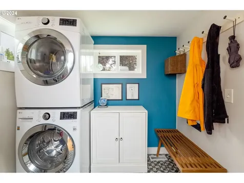 214 Ne 55th Avenue Portland OR 97213